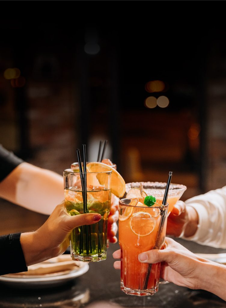 הרמת כוסית לחג